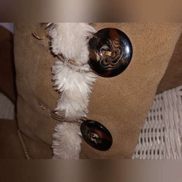 Target~Tan Neutral Genuine Suede Faux Fur Boots - Picture 2 of 14